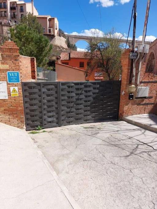 La Buhardilla. Aparcamiento Exterior Privado Apartment Teruel Exterior photo