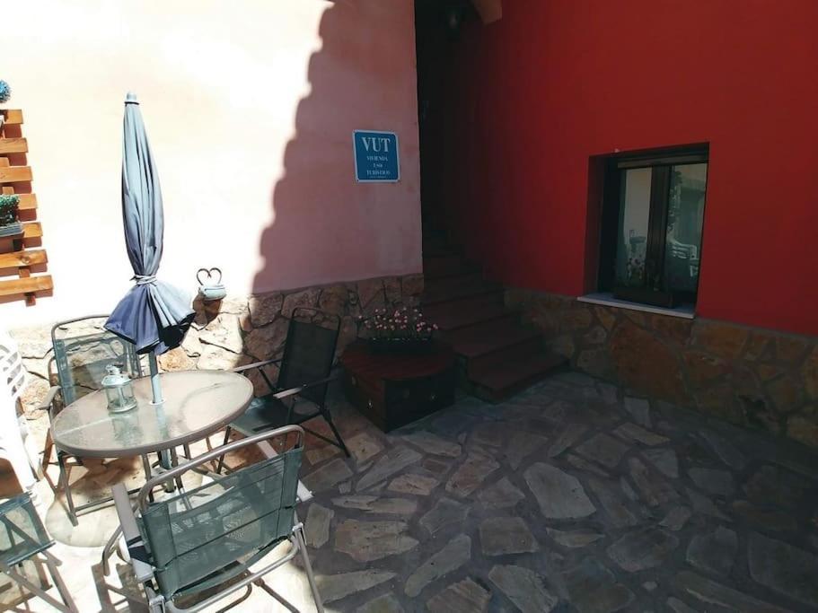 La Buhardilla. Aparcamiento Exterior Privado Apartment Teruel Exterior photo