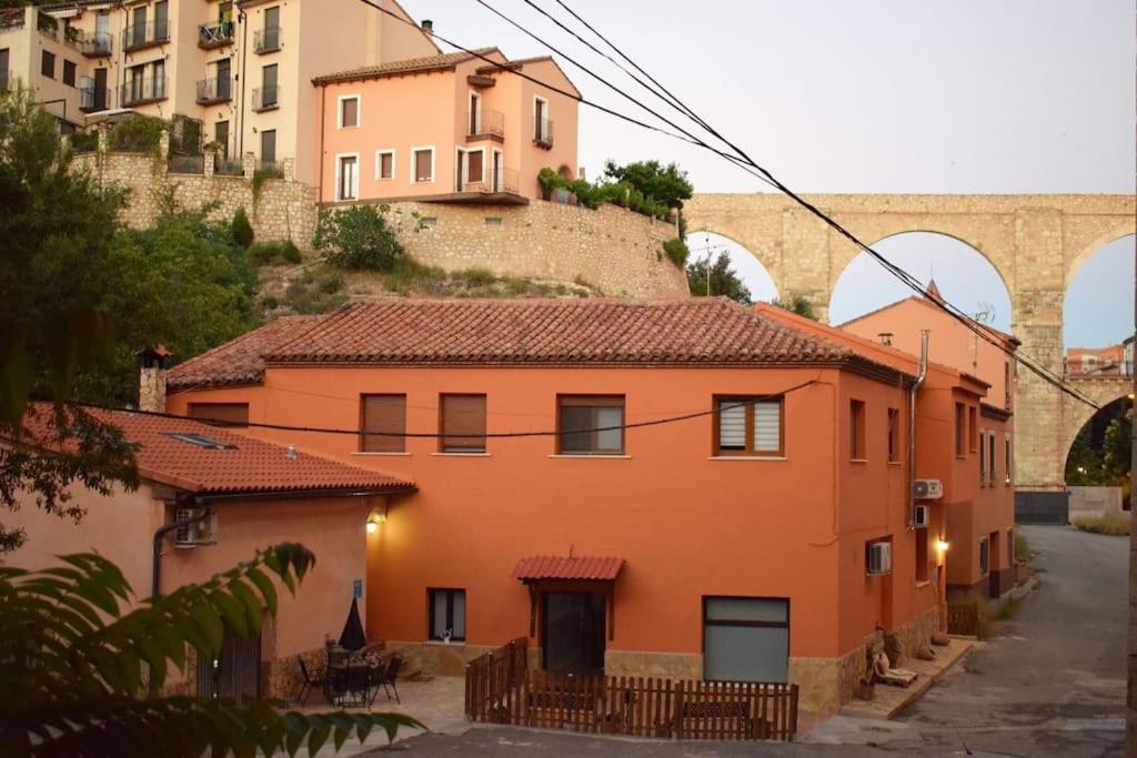 La Buhardilla. Aparcamiento Exterior Privado Apartment Teruel Exterior photo